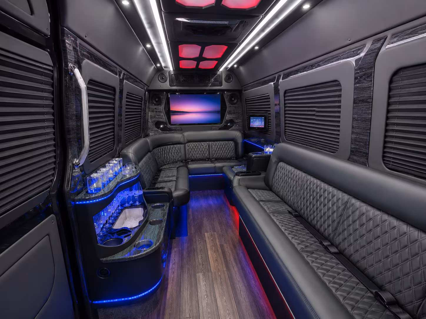 edmond 30 passenger party bus