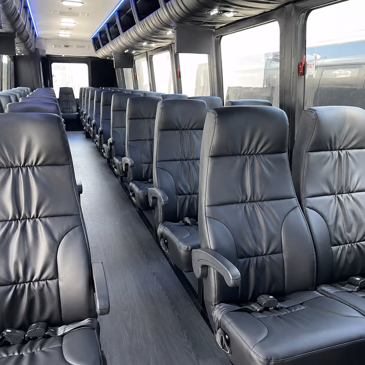 minibuses and charter buses to the national cowboy museum and myriad gardens