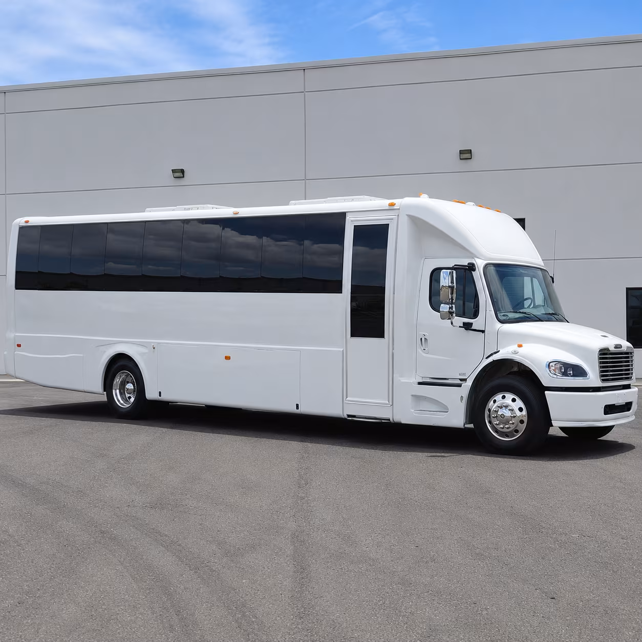party buses that make your edmond prom night unforgettable