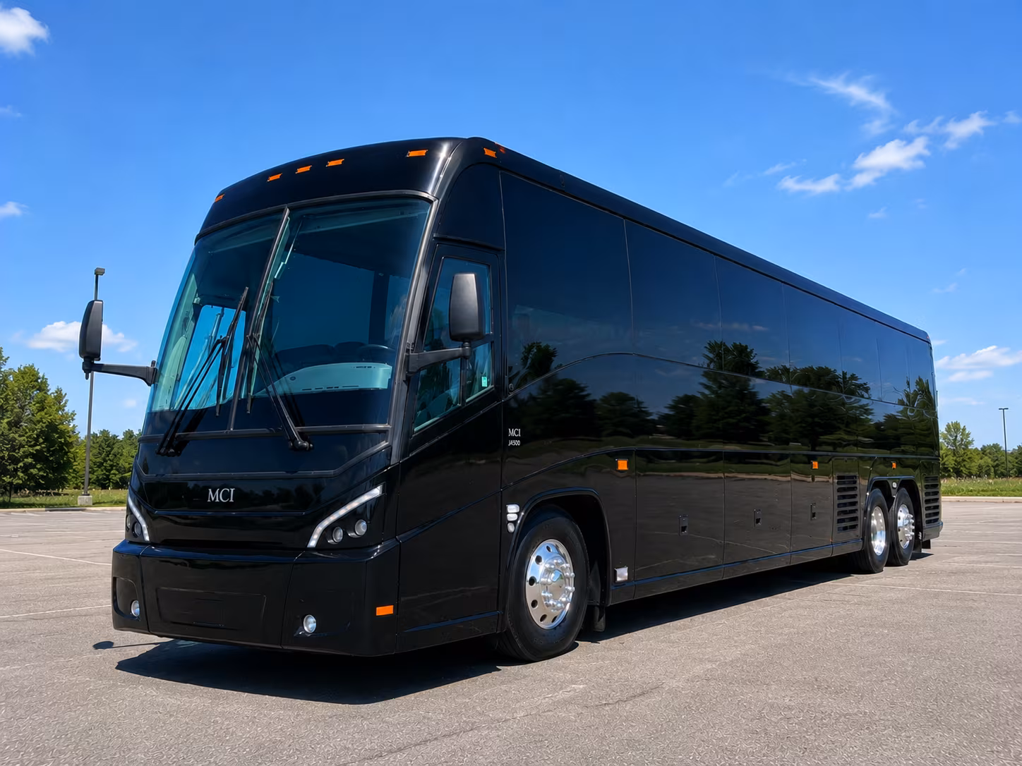 wine tour buses to canadian river winery and whispering vines in mustang